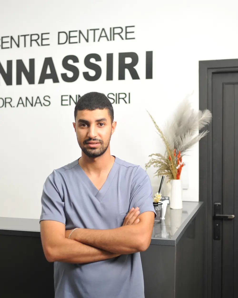 Dr. Anas Ennassiri, Chirurgien-Dentiste au Centre Dentaire Ennassiri